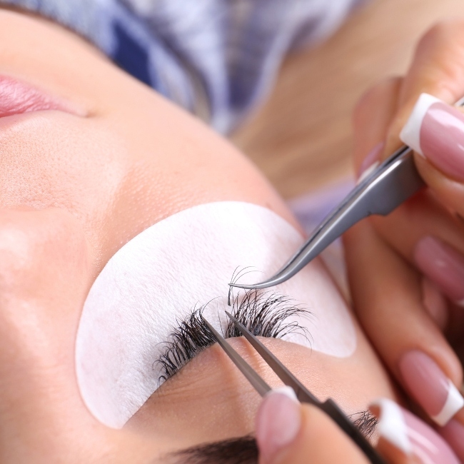 eyelash extensions in Roswell