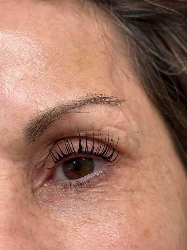 eyelash lifting services near Roswell