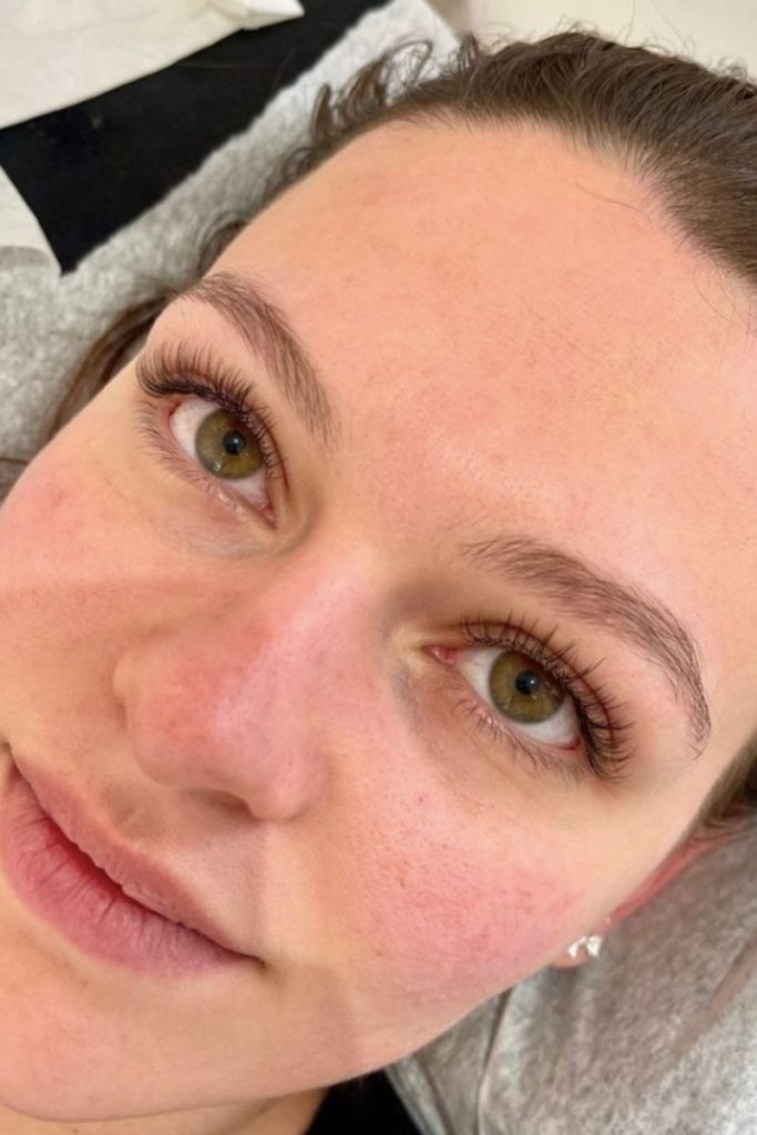 natural look eyelash extensions in Roswell