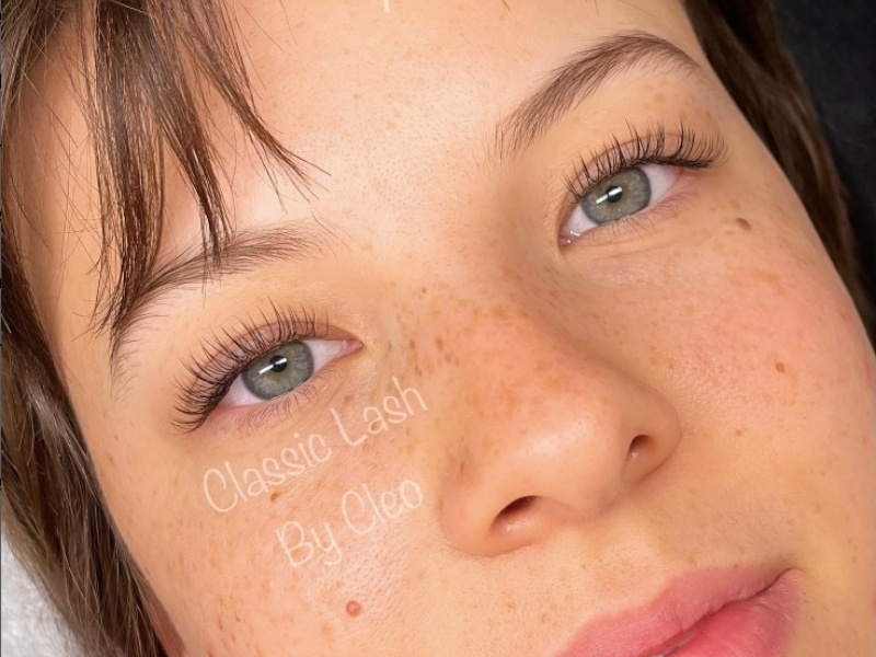 how to take eyelash extensions off at home 2