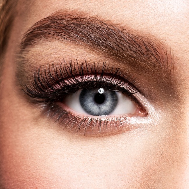 Eyelash extensions for sensitive eyes in Dunwoody