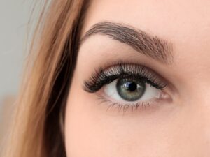 Best Lash Salon for Volume Lashes Near Sandy Springs