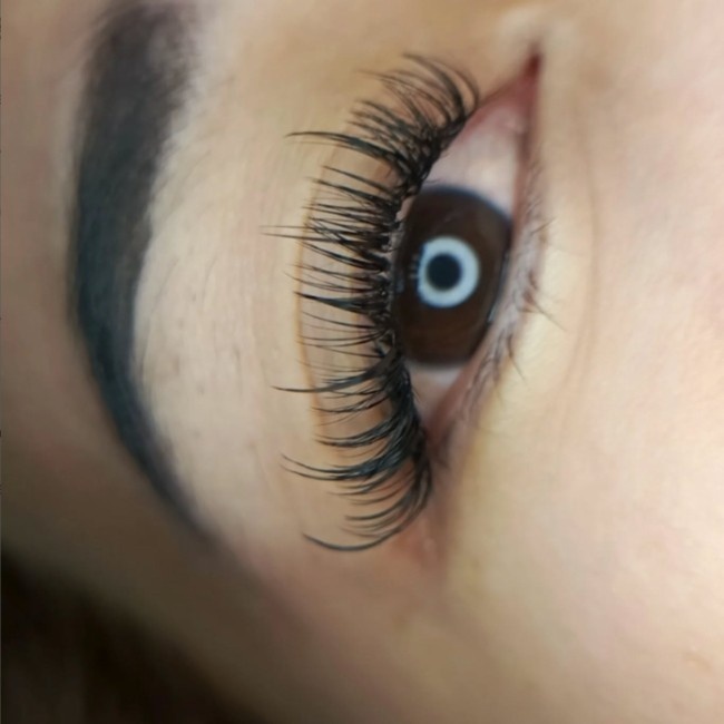 eyelash extensions Peachtree Corners