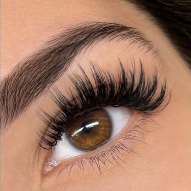 eyelash extensions Peachtree Corners