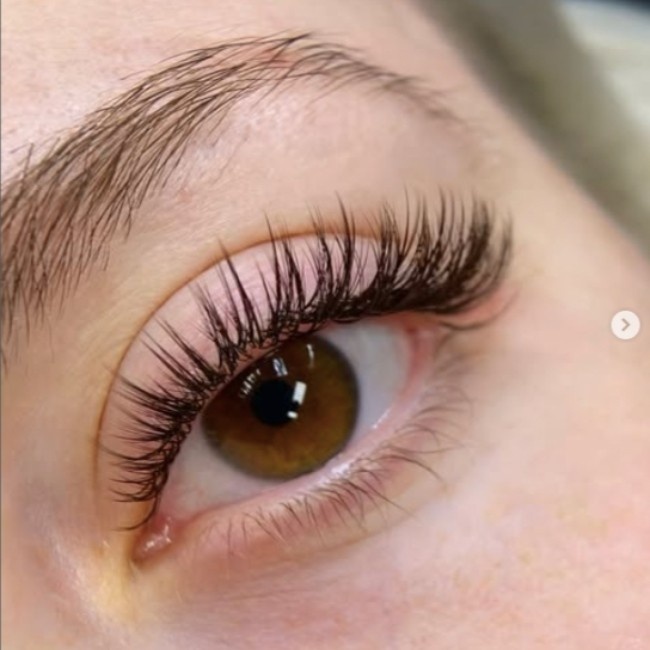 Holiday-ready lash sets Sandy Springs