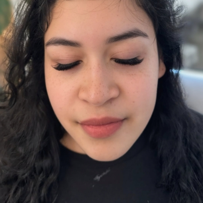 volume lash extensions Roswell