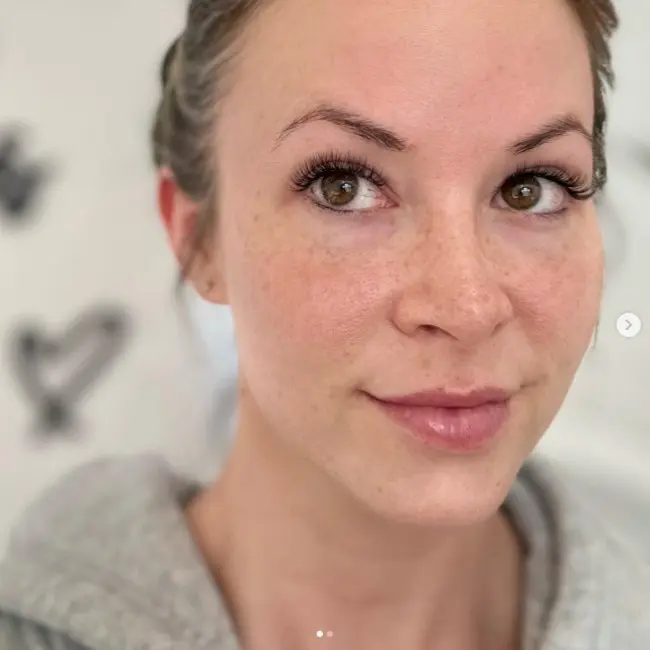 lashes for mature women