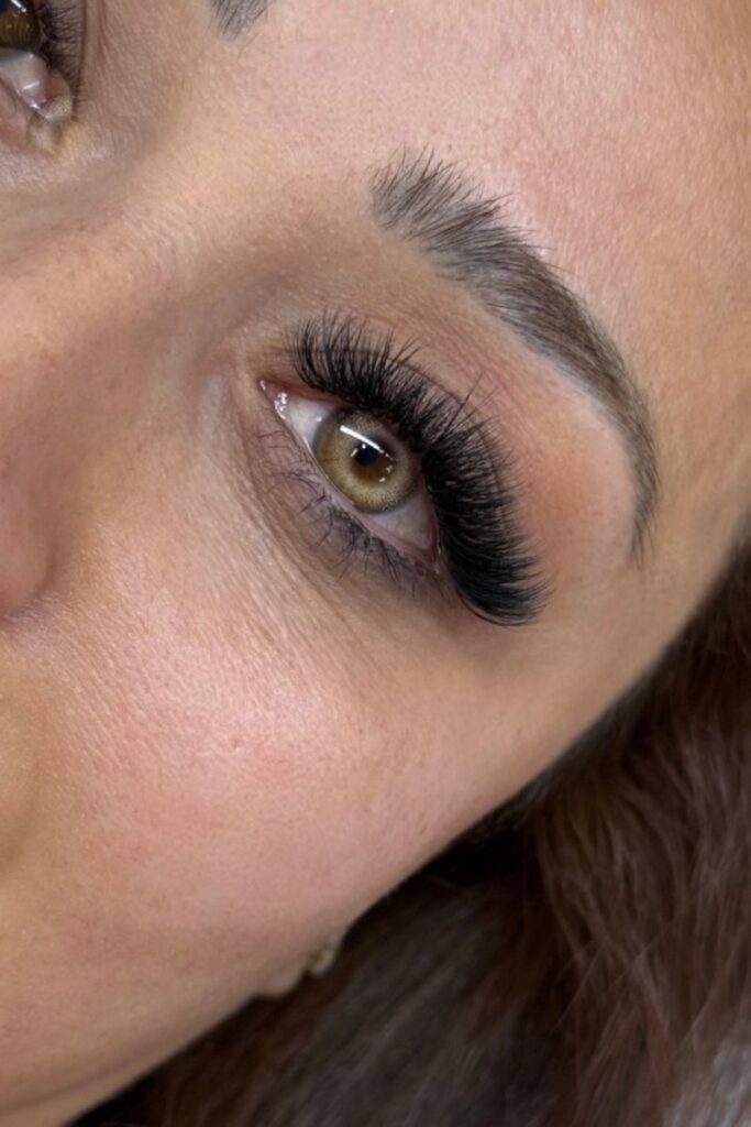 Russian Volume Lashes Johns Creek: Soft, Full, Custom Look 2 Russian Volume Lashes Johns Creek