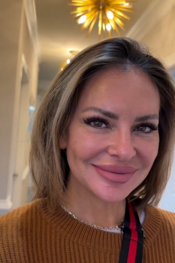 Medusa Lash Extension: Bold, Spiky Style for a Dramatic Look 2 medusa lash extension