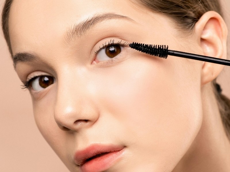 How to Clean Eyelash Extensions Properly at Home 4 how to clean eyelash extensions properly
