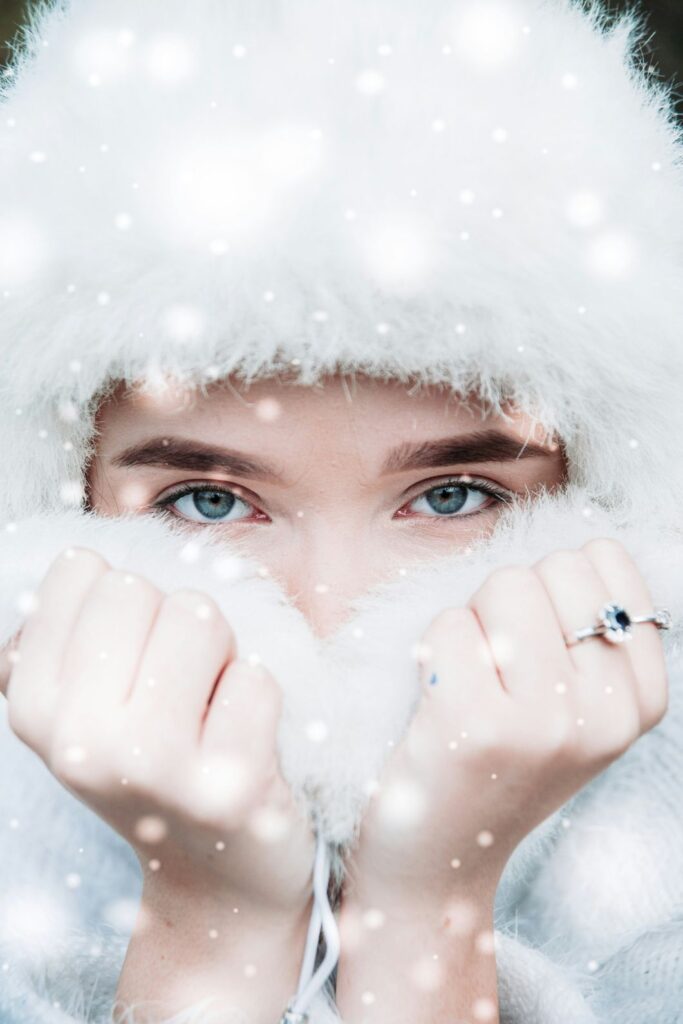 How to Get Long Lasting Lashes for Winter 3 long lasting lashes for winter