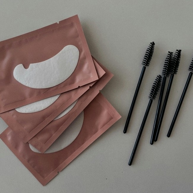 Eyelash Extension Kit for Beginners Worth Buying First 4 Eyelash Extension Kit for Beginners