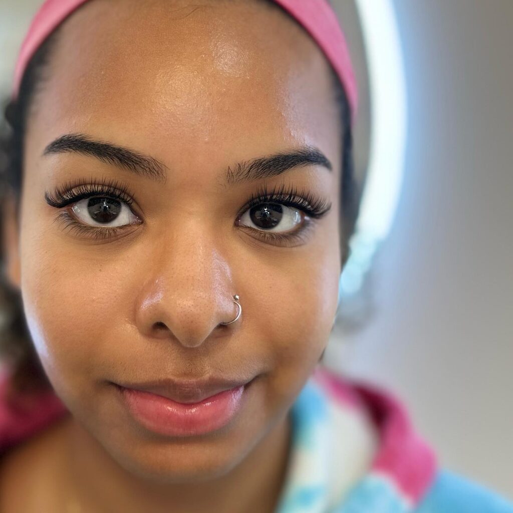 manga lashes vs doll eye lashes