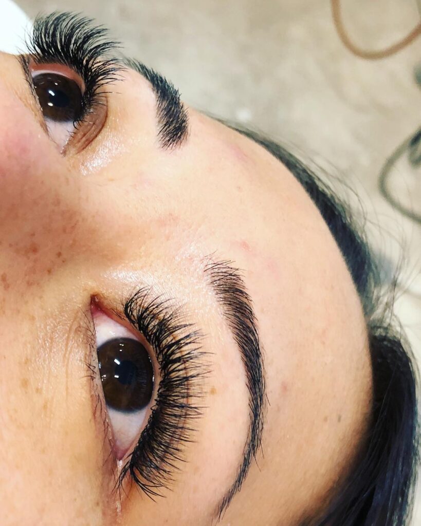 outdoor concert lashes johns creek